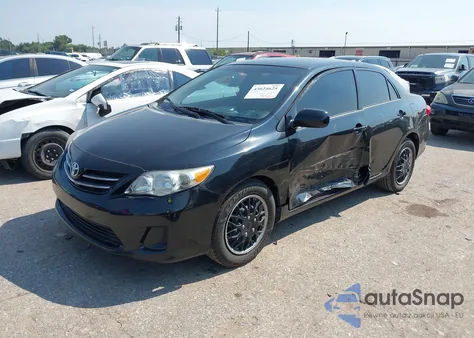 2013 Toyota Corolla Le z USA, uszkodzony, nr VIN 5YFBU4EEXDP093646